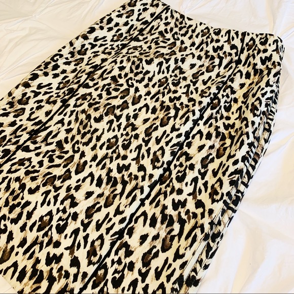 WHBM Leopard Print Pencil Skirt - Size 0 - Picture 2 of 7